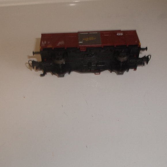 MARKLIN 4860 Alaska Box Car & Canadian National Gondola  Marklin N scale train car boxcar railroad